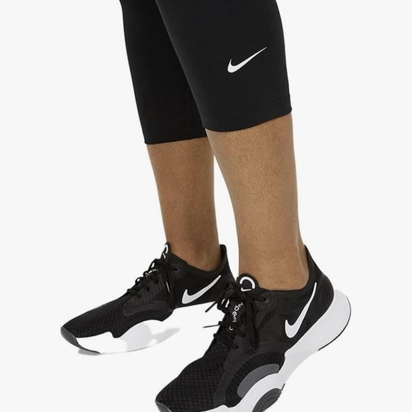 Nike Black Cropped Performance Leggings with White Swoosh - Picture 4 of 5